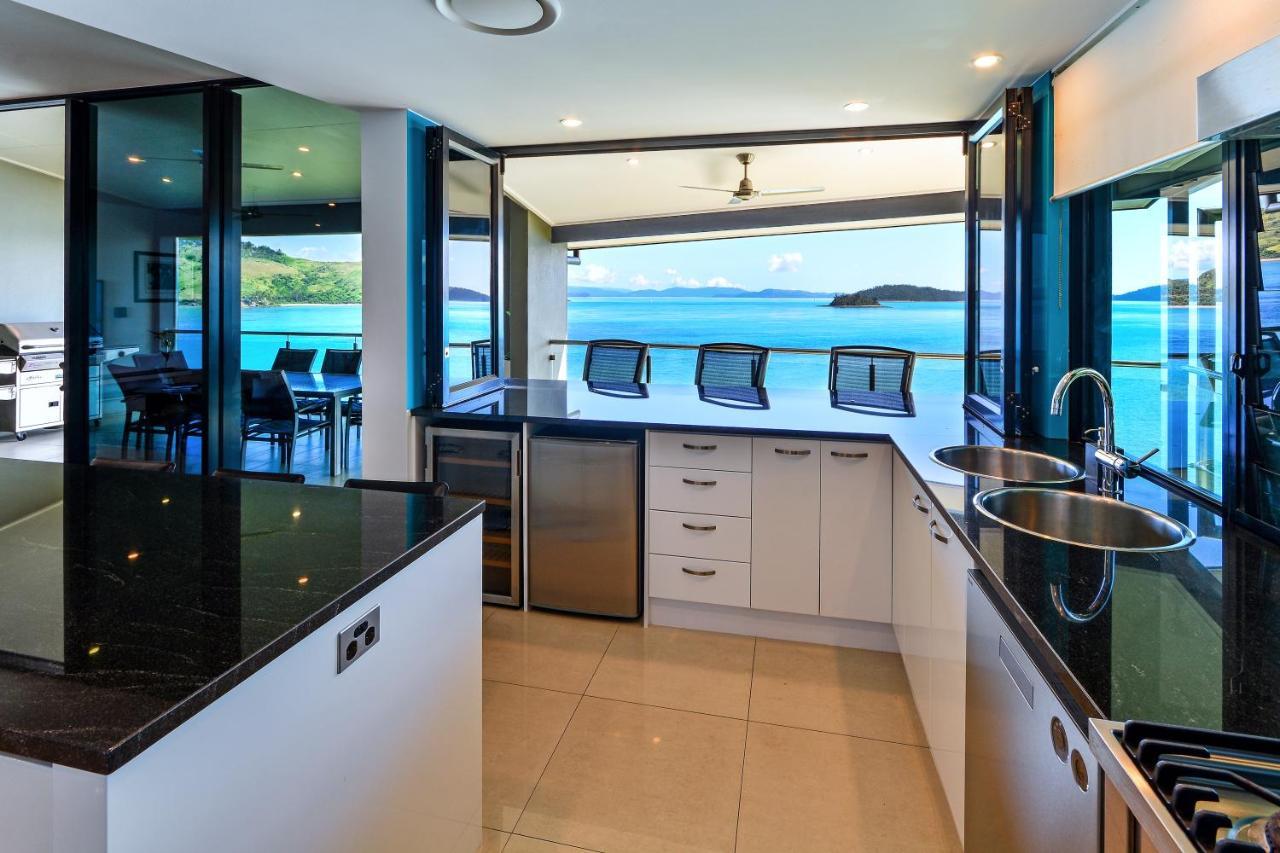 Edge Waterfront Apartments Hamilton Island Exterior foto