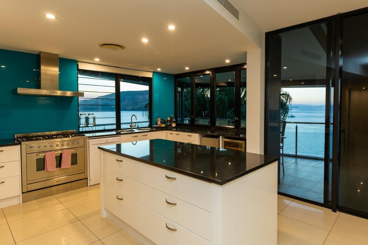 Edge Waterfront Apartments Hamilton Island Exterior foto